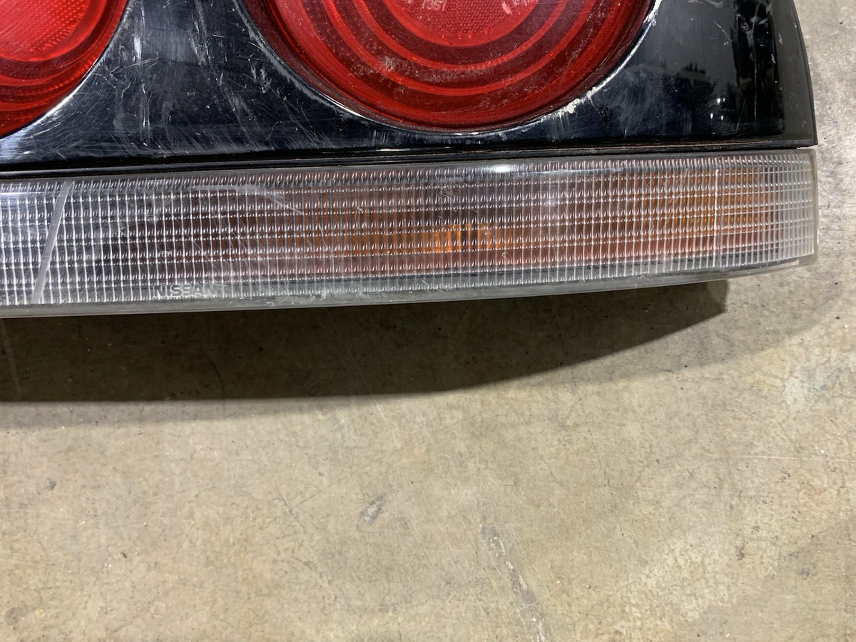 JDM OEM Nissan Skyline R33 Coupe Used Right Tail Light Ichikoh