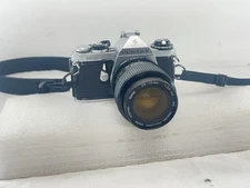 Vintage Asahi Pentax ME SE Film Camera W/Vivitar 52mm Lens 1:35-4.8