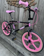 CW Racing CALIFORNIA FREESTYLE old School BMX Bike  Black Pink Mike Buff