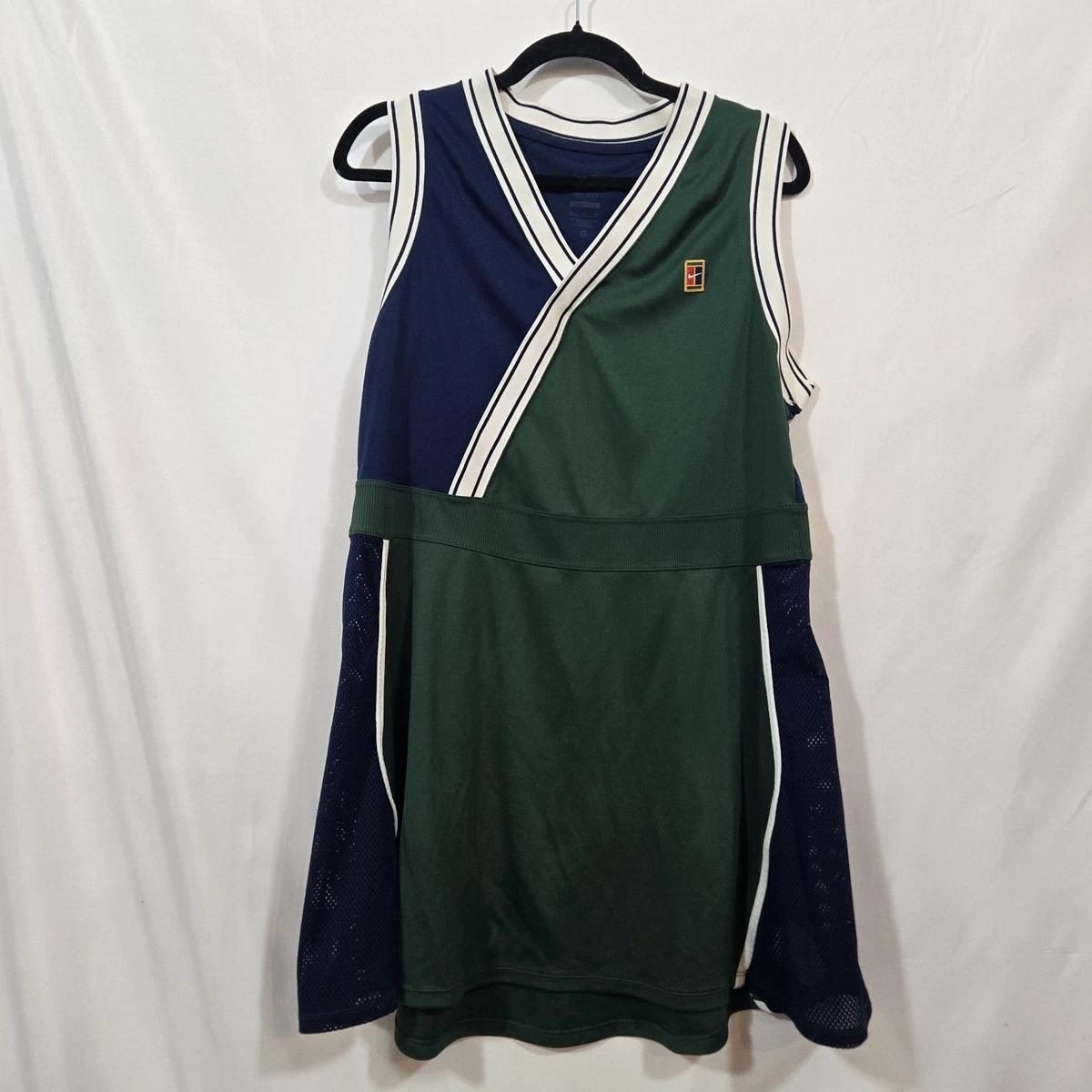 25+ Nike Green Tennis & Racquet Sport Skirts, Skorts & Dresses for
