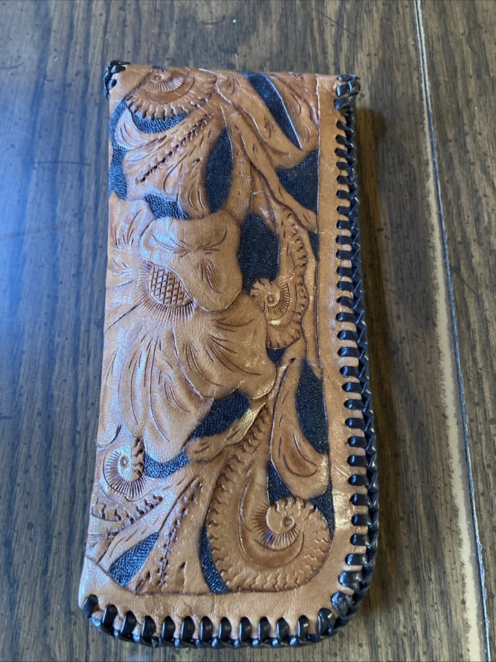 Vintage Embossed Leather Floral Glass Sunglass Case Snap Closure - Image 3 of 4