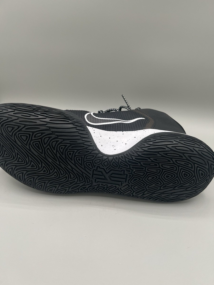 Mens Nike KYRIE FLYTRAP IV BLACK/WHITE-METALLIC SILVER NOIR/ARGENT METALLIQUE/B Nike Men main image 2