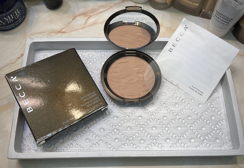 Becca ~ ‘BALI SANDS’ Sunlit Bronzer ~ ORIGINAL FORMULA ~ VERY, VERY RARE & HTF - Image 4 of 4