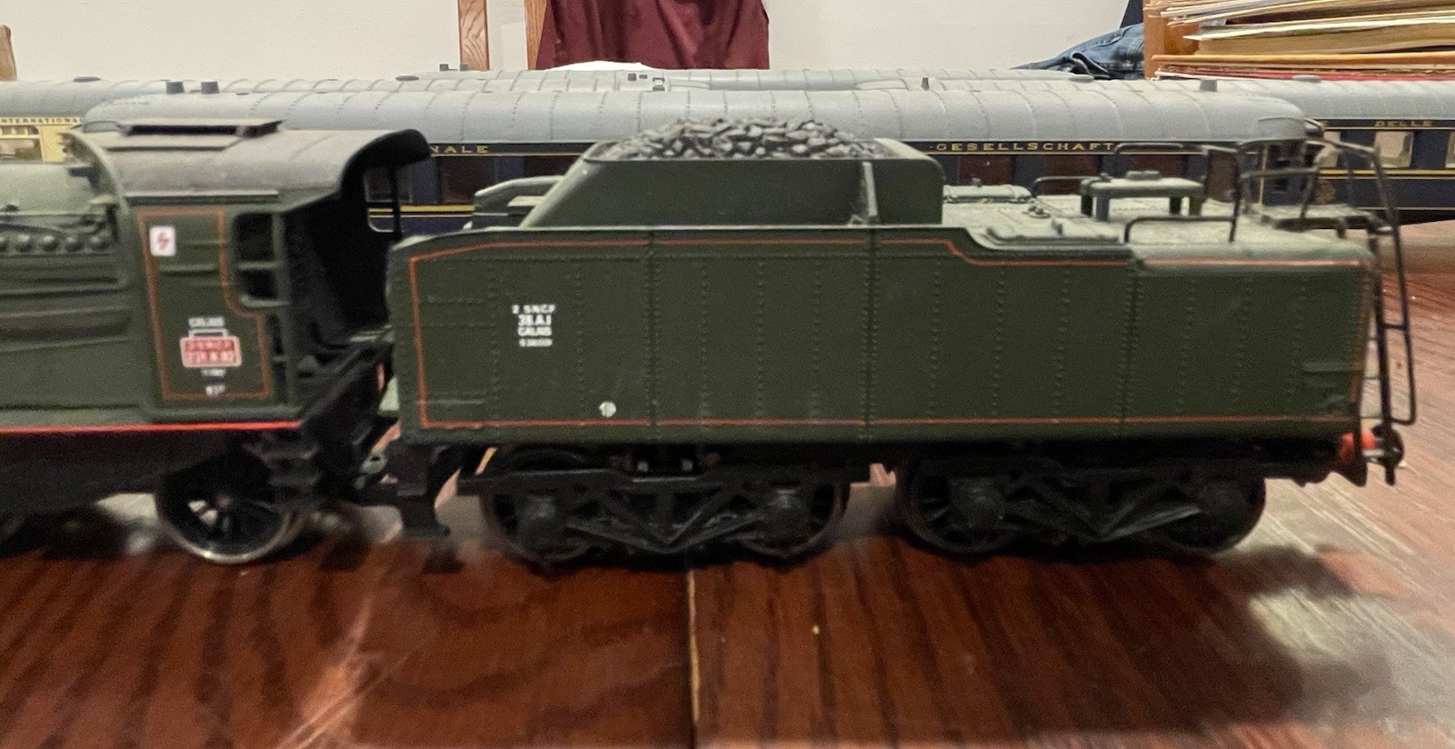 Picture 11 of 24