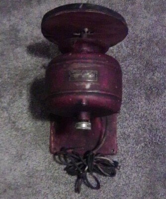 Vintage Alternating Current Motor  Disc Bench Top.   The Robbins & Meyer Co. 