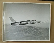 c 1960's 14 x 11 photo F-100 series Test jet aircraft FW-966 view from right