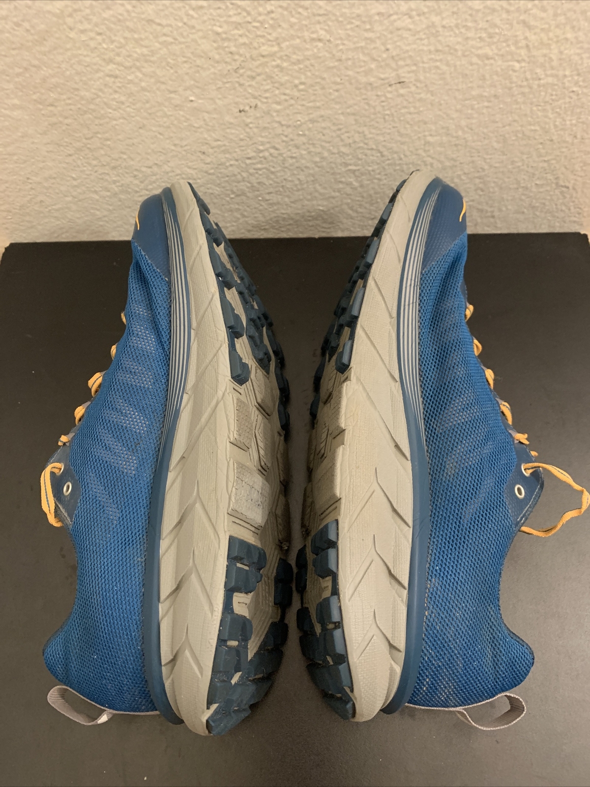 Hoka One One Challenger ATR 4 Men's Size 10.5 Running Shoes image 8