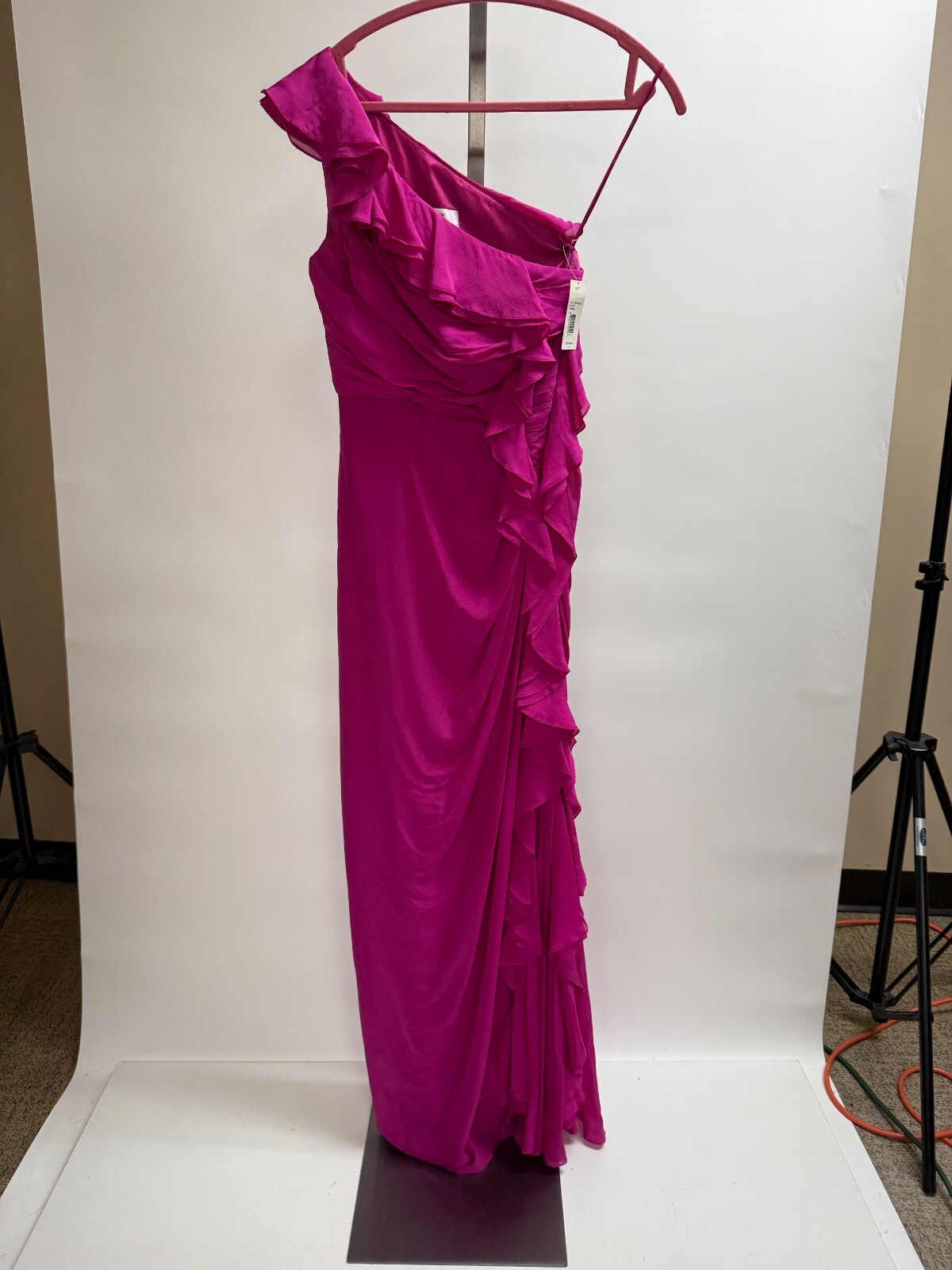 Picture 4 of 6