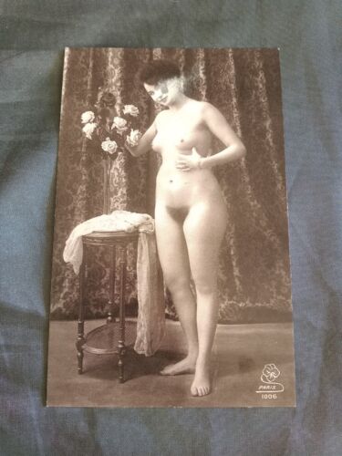 103 CPA reproduction des années 1920 jeune femme nu artistique - Photo 1/2