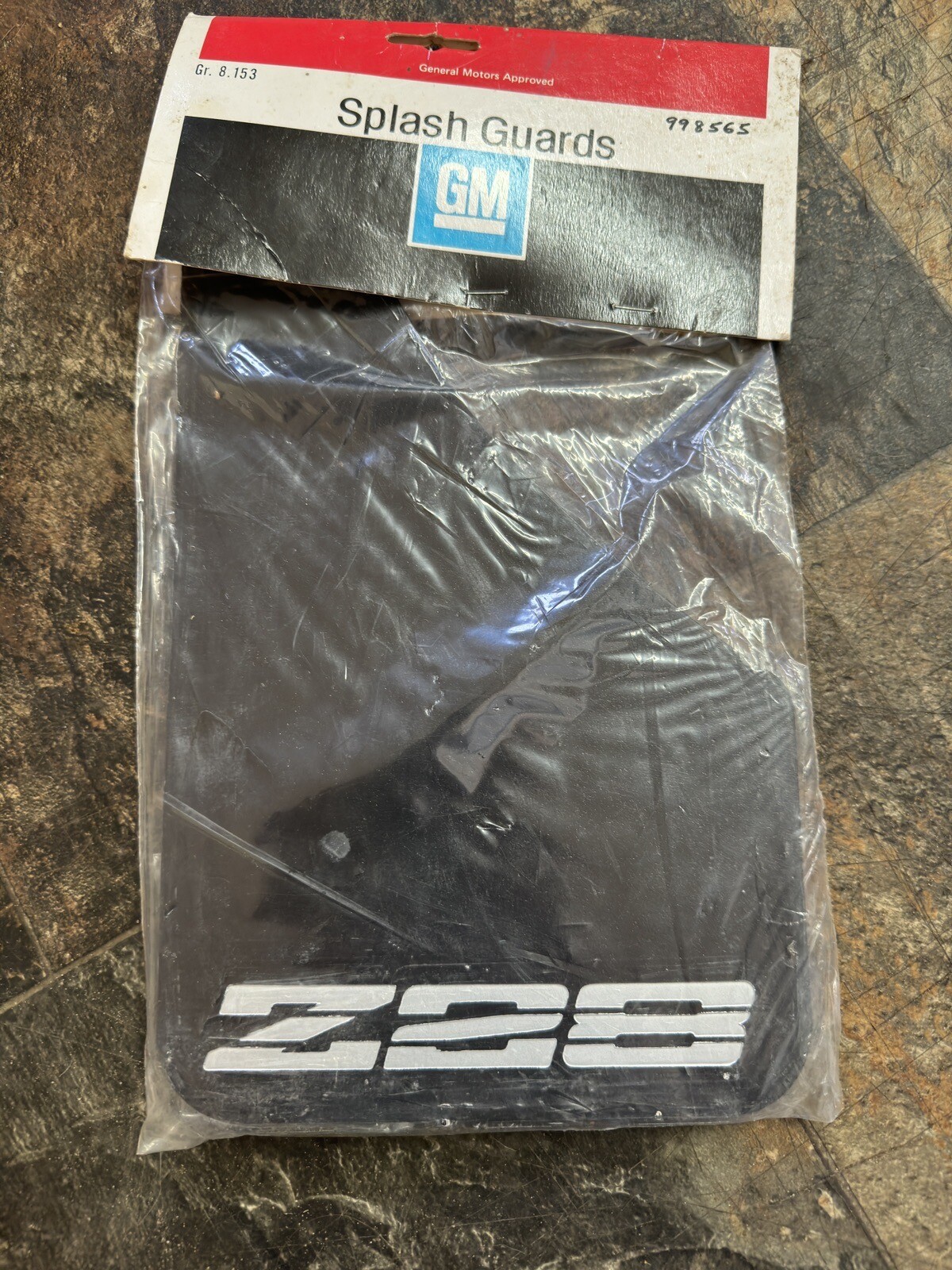 NOS GM Chevorlet Camaro Z28 Splash Guards Mud Flaps Complete Set Of 2