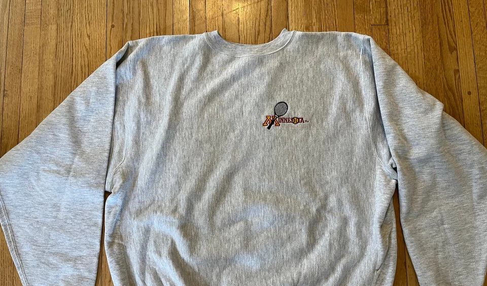 Sudadera Tenis Minnesota Golden Gophers Champion Tejido Inverso Para Hombres XL NUEVA SIN ETIQUETAS  Foto 3 de 4