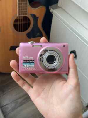 【スマホ転送OK】ニコン Nikon COOLPIX S52 ピンク Nikon COOLPIX S520 8.0MP 3x Optical Zoom Compact Digital Camera