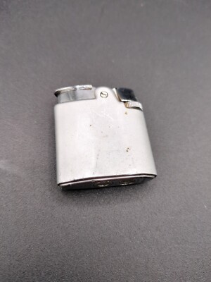 ronson ladies cigarette lighter Vintage Lady Ronson Varaflame Lighter Crown Emblem England Rare