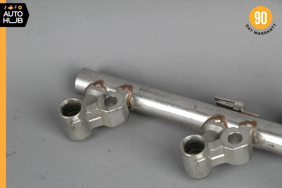 Línea de riel inyector de combustible 12-15 Mercedes W204 C250 SLK250 M271 2710705495 OEM Foto 4 de 4