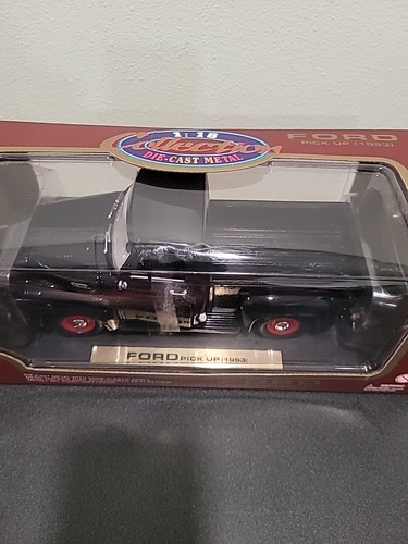 Road Legends 1953 Ford F-100 Mild Custom Pickup Black 1:18 Die cast #701 - Picture 2 of 19