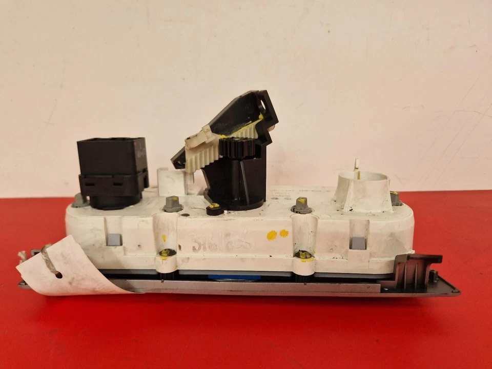 PANEL DE CONTROL DE CALEFACCIÓN FORD FIESTA 2007 Foto 2 de 4