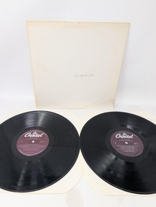 BEATLES ビートルズ　BLACK ALBUM 3LPレコード