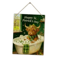 Highland Cow St. Patrick's Day Wall Art Decoration, Highland Cow in Bathtub