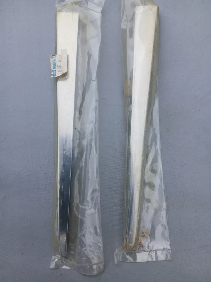 JAGUAR XK150 y XK150S 9" Carcasa Lámpara Tiras Cromadas (2) MODELO TEMPRANO Foto 4 de 4