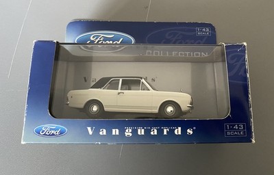 Vanguards Corgi 1:43 Ford Cortina MkII GT Ermine White & Black VA04100