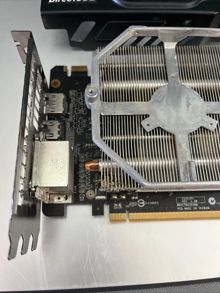 DirectCUii Asus GTX580 Graphics Card - Image 2 of 4