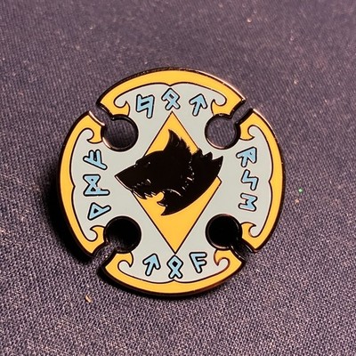 ZG76 WH40K Shield Wulfen Space Wolves Space Marines Game Gift Enamel Pin Badge