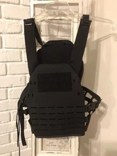 High Speed Gear Core Plate Carrier Size Medium, Fits SAPI or 8"X10" Plates