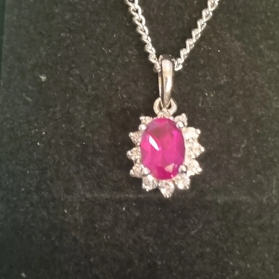 Colgante de plata de ley de turmalina rosa (rubelita) y circonita cúbica Foto 3 de 4