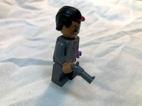 LEGO Minifigure - Two-Face Blueish Gray Suit - Batman - (SH0395) - Set #70915