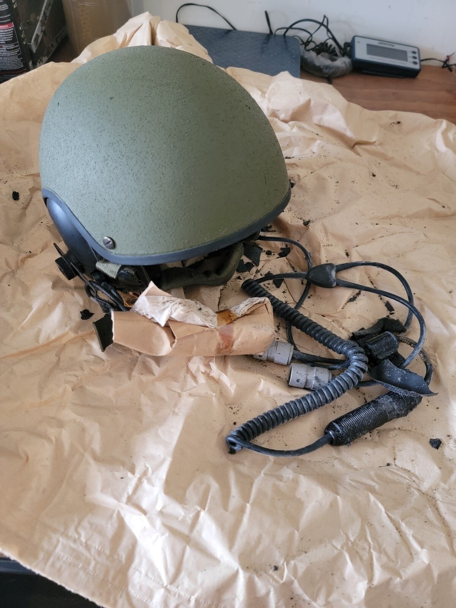 実物 米軍放出品 CVCタンカース DH-132Bハイカット防弾ヘルメット 実物