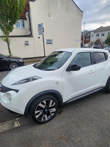 *£*£* NISSAN JUKE N-TEC 2014 ULEZ 1.6 DRIVES PERFECT SERVICED *£*£* - Picture 5 of 7