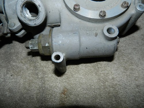 Bomba tambaleante de avión Segunda Guerra Mundial rara / colador de combustible D-3 United Aircraft Prod Aviation - Imagen 10 de 12