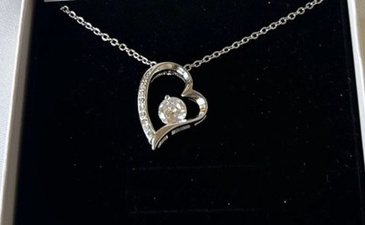 Herz Halskette Silber Zirkonia Geschenk Freundin Ehefrau mit Box ungetragen
