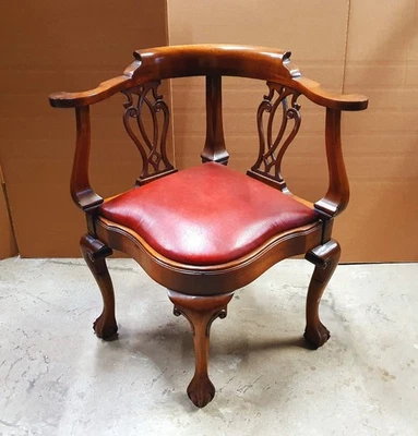 BEVAN FUNNELL REPRODUX CHIPPENDALE STYLE CORNER CHAIR DELIVERY AVAILABLE - Image 1 of 4