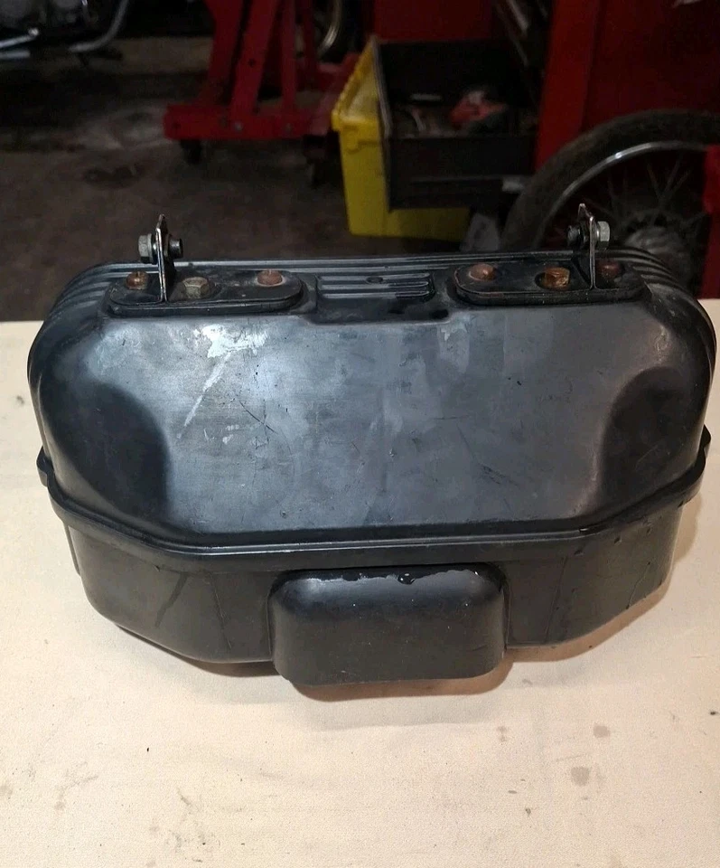 69-74 Honda Cb750 Oem Airbox Air Intake Filter Box R8 - Image 2 of 4