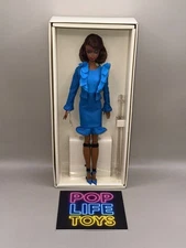 2015 Mattel Silkstone Fashion Model “City Chic Suit Barbie” #DGW57 *NRFB*