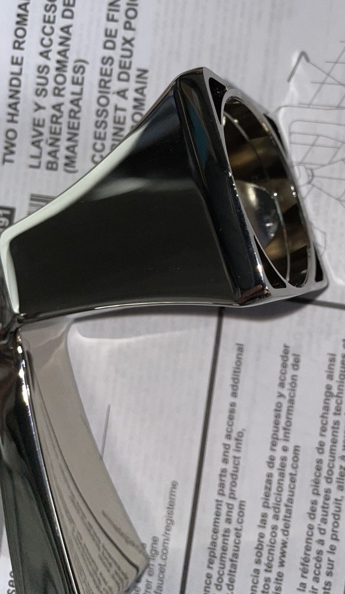 Delta Faucet Dryden Roman Tub With Hand Shower - Polished Nickel 4-Hole Installation