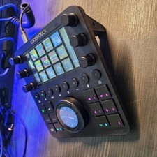 Loupedeck CT mit Decksaver und Stand