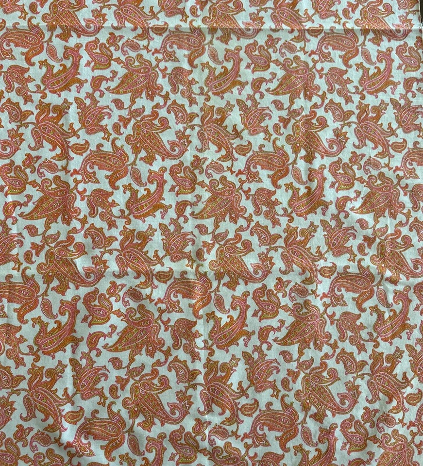 Tela floral vintage de algodón cachemir W21”xL45” rosa y verde sobre blanco 3 piezas Foto 3 de 4