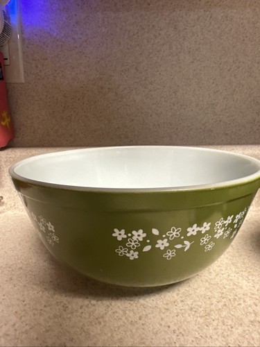 Vintage Pyrex 403 2 1/2 QT Spring Blossom Green Crazy Daisy Nesting Mixing Bowl