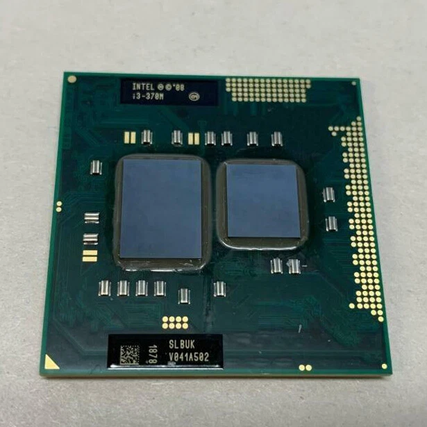 Intel Core i3-370M Processor 2.4 GHz SLBUK PPGA 988 CPU 35W 500MHz - Image 2 of 4