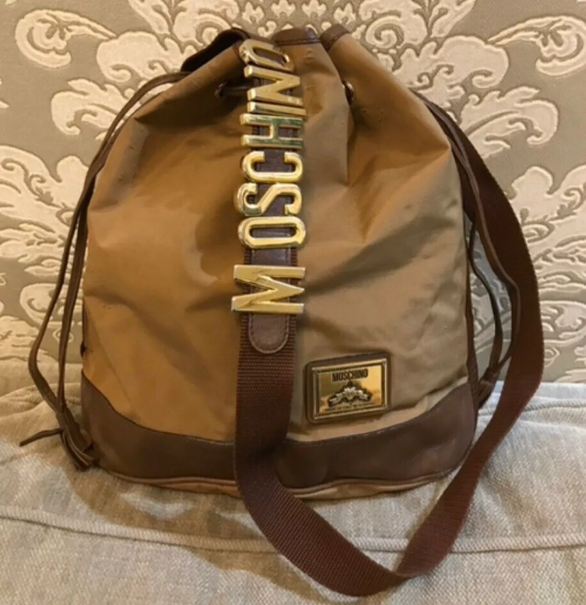 Vintage Authentic Moschino Redwall Moschino Bucket Shoulder Bag