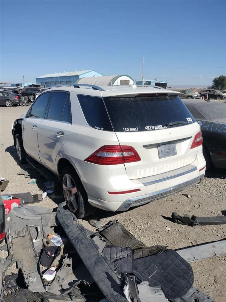 Left Front HUB 1663340206 For 2012-2019 MERCEDES-BENZ ML550 Foto 4 de 4