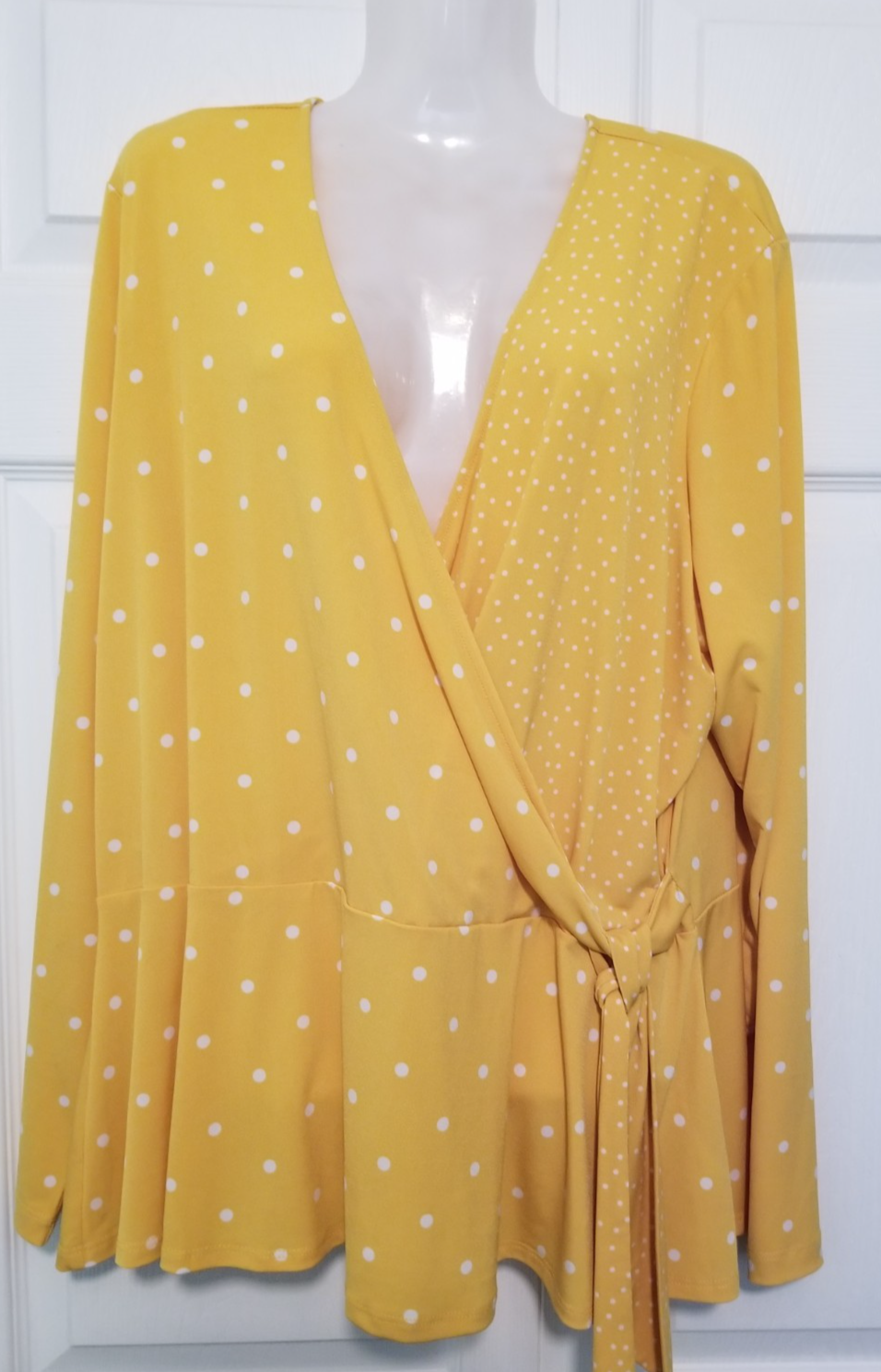 Susan Graver Women's Wrap Top Blouse Yellow Polka Dot Long Sleeve Peplum Size XL
