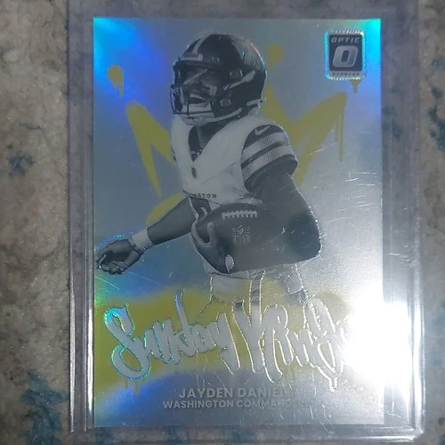 2025 Donruss Optic Jayden Daniels Base (RAW)