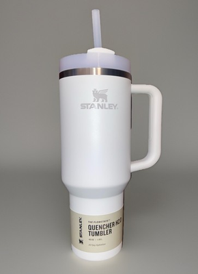 #ad Stanley 40oz Stainless Steel H2.0 Flowstate Quencher Tumbler Frost Brand New $29.99