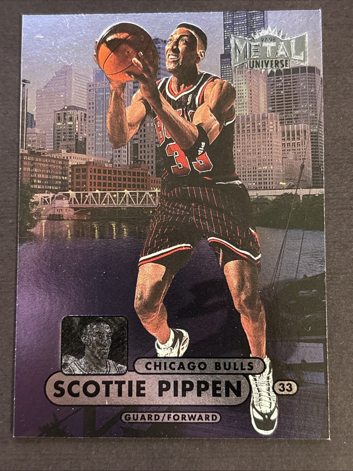 1997-98 Skybox Metal Universe Championship Preview - Scottie Pippen #85