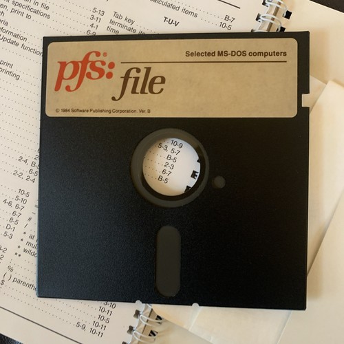 VERY RARE PFS: File & Report Software For Commodore 64 • 5.25" Floppy And Manual - Zdjęcie 4 z 11