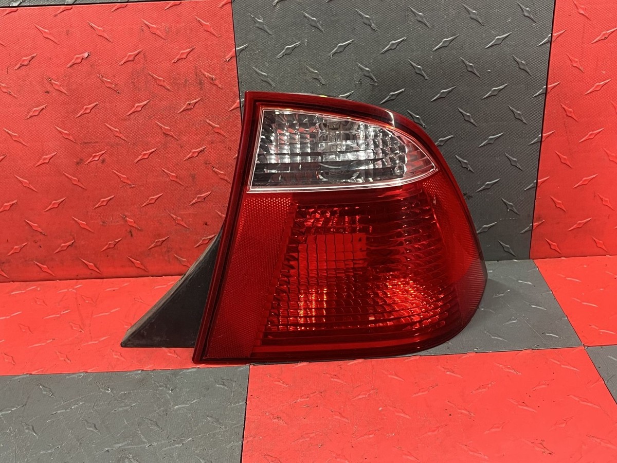2005-2007 Ford Focus RH Passenger Taillight Lamp Assy #5S43-13B504