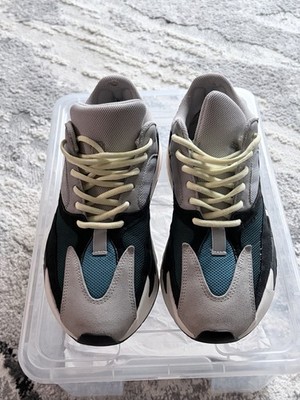 adidas Yeezy 700 Waverunner Size 9.5